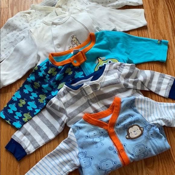 Little Me Other - Bundle of 5 baby footie pjs 3-9 months